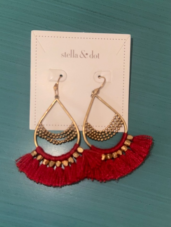 Stella & Dot Jewelry - Stella & Dot Gold Teardrop Earrings with Red Fringe